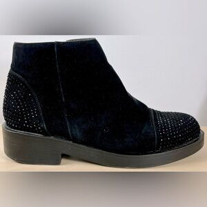 PASSAGGI Studed Suede Ankle Boots